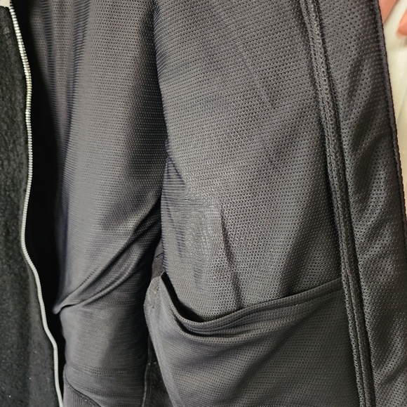 Lululemon Boucle mid jacket - Picture 8 of 13